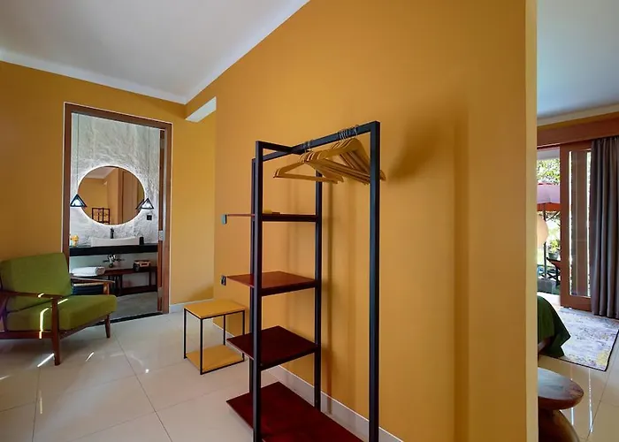 Atlas Fest Chill 6bed Loved By Big Groups Easy Walk To Villa Canggu (Bali)